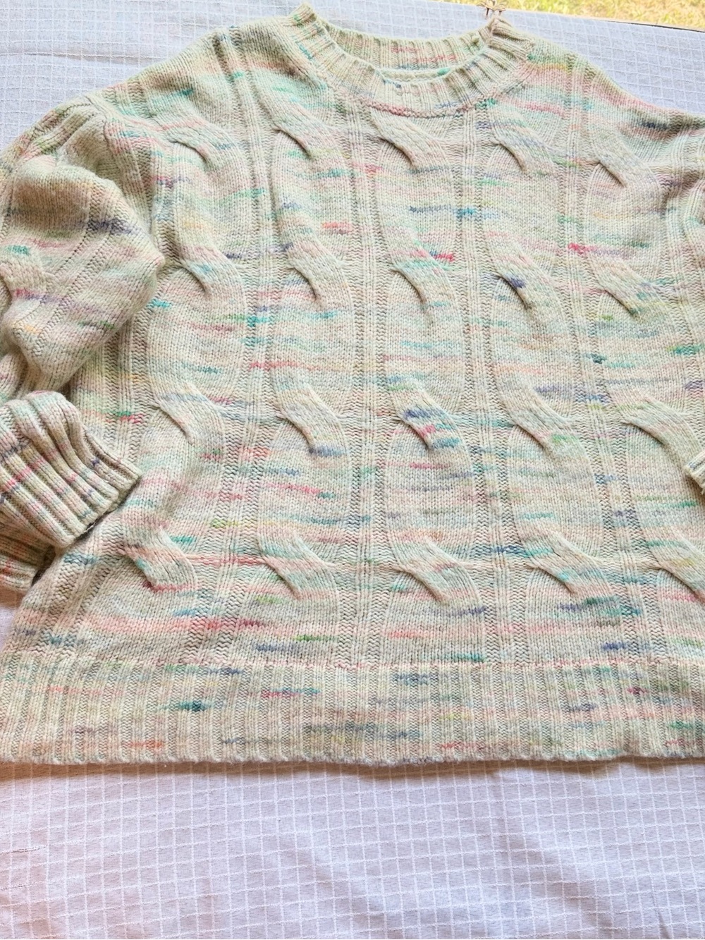 American Eagle Outfitters Cream Cable Knit Sweater with Pastel Speckles